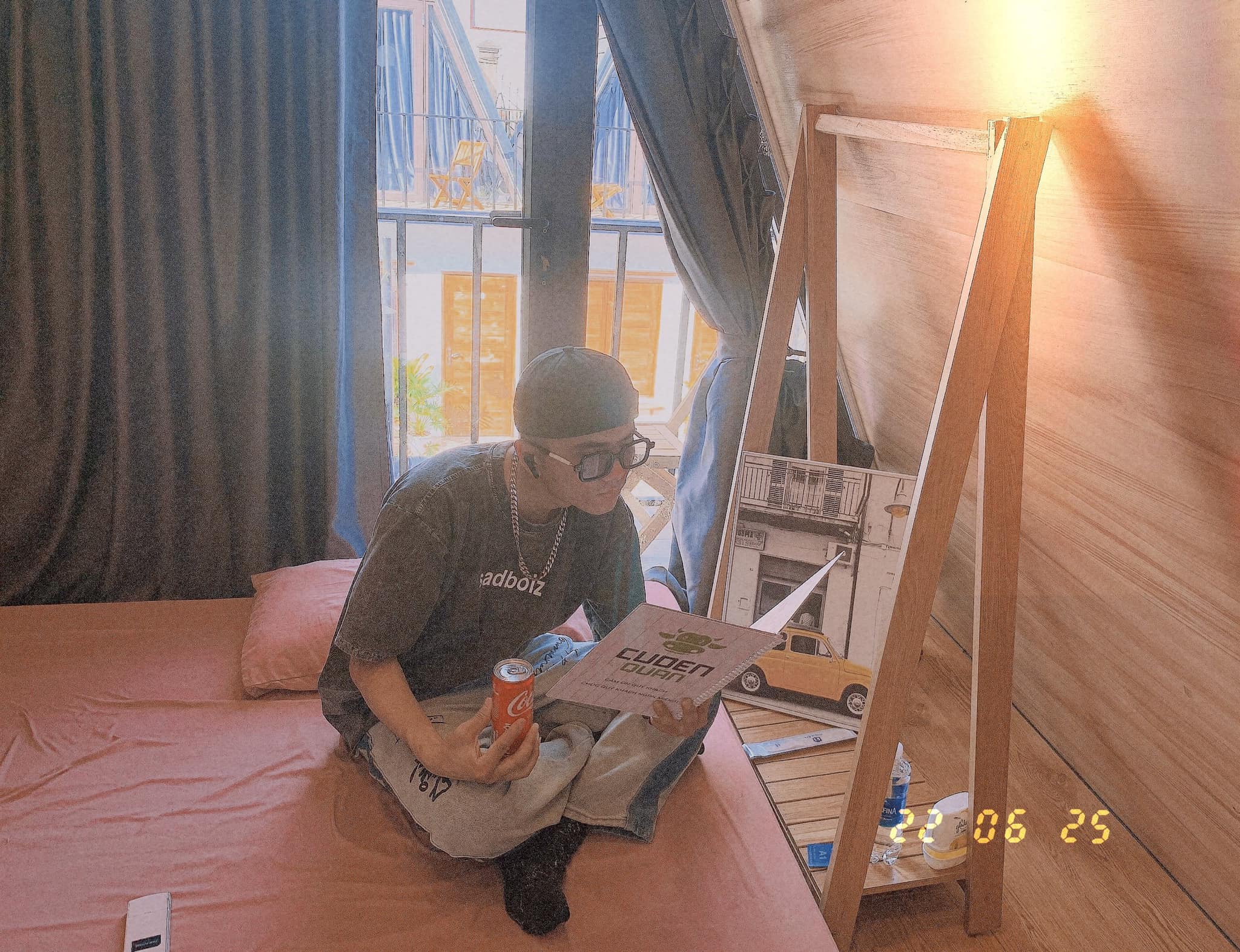 Không gian phòng tam giác CuDen Homestay